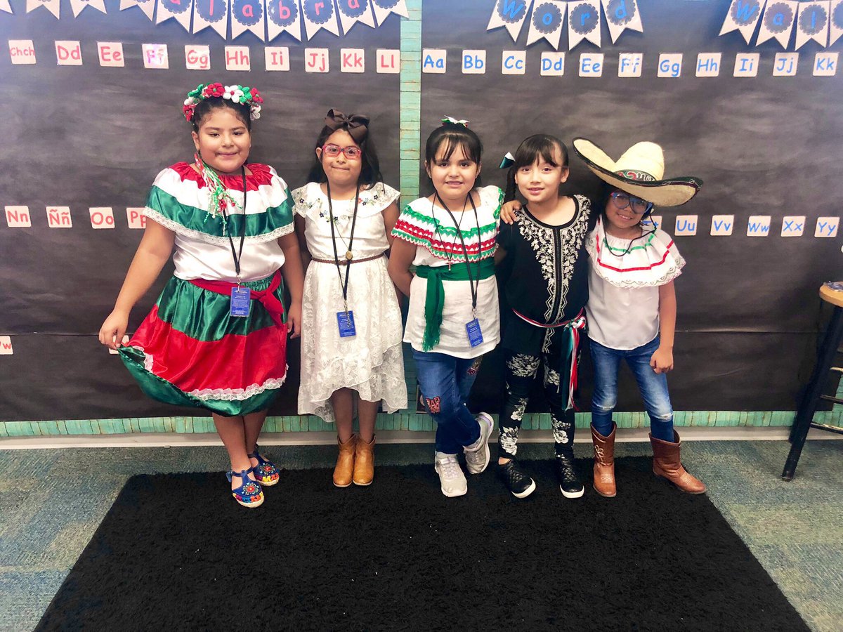 JAVitovsky_Elem's tweet image. We kicked off Hispanic Heritage month on Monday! #MISDProud #thinkBIG