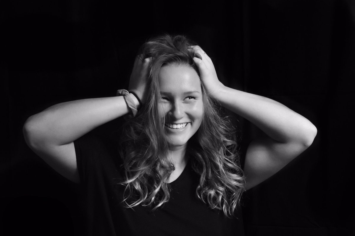 OdomAshlynn's tweet photo. Hello B&amp;W🖤📸 #blackandwhite #photography #greenvillenc #model #ecu https://t.co/sdr2JsYoHb