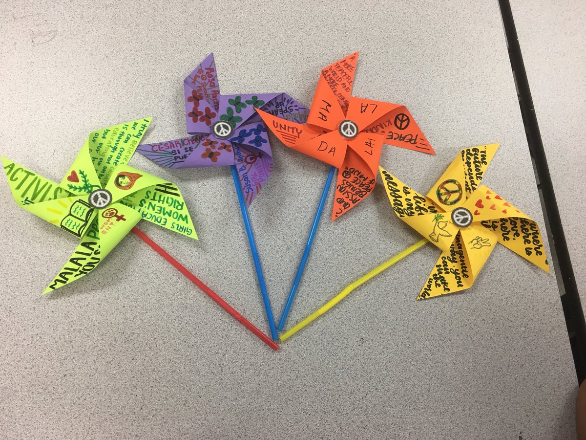 bhs_nahs's tweet photo. We are so excited to be celebrating International Peace Day this month. Our members did such an amazing job making these pinwheels!! @BHS_Broncos @PeaceOneDay #PinwheelsForPeace #NAHS https://t.co/tX1qPQi39e