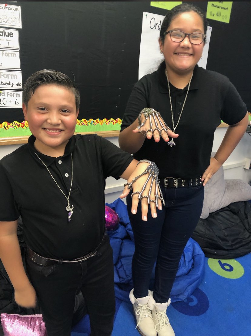 Cochran_Colts's tweet image. Colts dressed for their future career today.