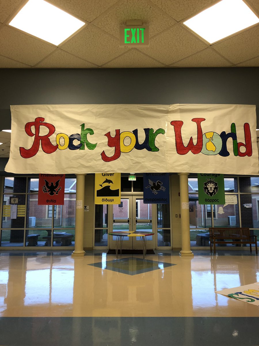 WilliamsIntPC's tweet photo. So excited to see the faces of our amazing students as they enter The Rockin World of Wis tomorrow! 🌎❤️💛💙💚#wonderfulworldofwis #rockyourschool #bethewildcard #setthestagetoengage @heyhopeking @heywadeking @ChrisPombonyo @getyourteachon https://t.co/0JMn6cEI4y