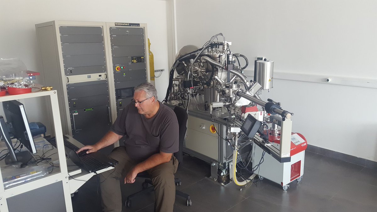 jvjkorn's tweet photo. Primer XPS Ecuador en Yachay Tech, de #Physicalelectronics https://t.co/OPrmdyYZef