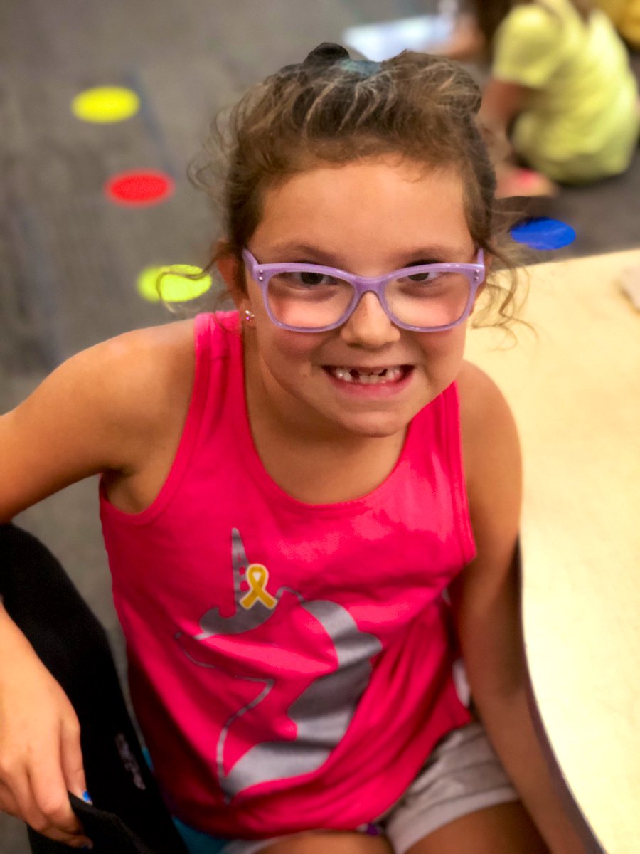 MissLindyAnn's tweet photo. 2nd grade #MorrisJays going gold for #ChildhoodCancerAwarenessMonth ๐ #GoGold #TeamLandon #BeatCancer #StrengthForAva https://t.co/msNJwph6HJ