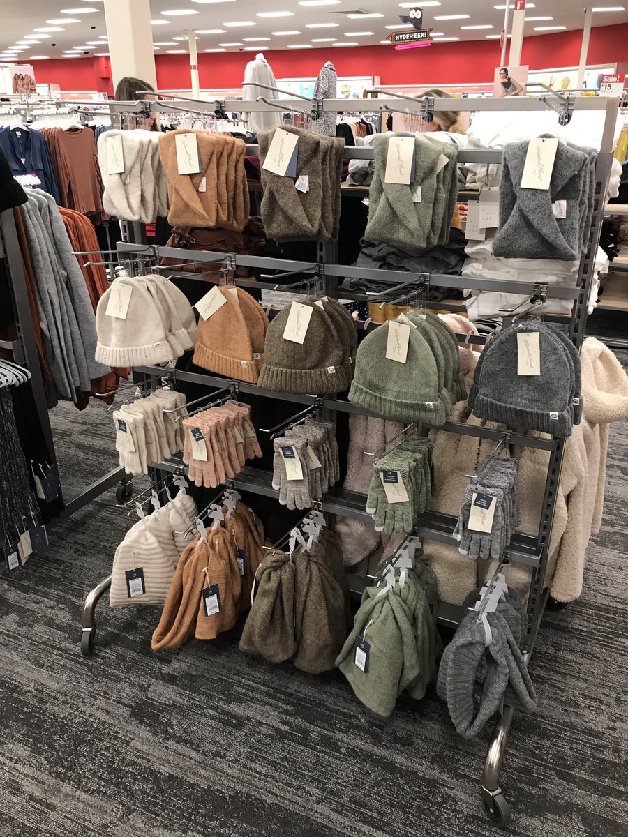 brix412's tweet photo. We’re ready for fall here at T1218! Come on in and get cozy! #TargetStyle  #sweaterweather #cozy 🧤🧥🧣🍁 https://t.co/rvcdTiKE0A