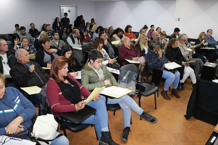 subsepartcomyg's tweet photo. Inició el "Plan Provincial de Capacitación y Participación Ciudadana en Seguridad Pública" en el IPAP. Desarrollándose el 1ro de los 4 módulos: Seguridad Pública y Ciudadana. Próximo encuentro:20 septiembre.
#ForosVecinalesDeSeguridad
@domingopeppo
@SeguridadChaco 
@FantinNestor https://t.co/fAXJz0yiBs