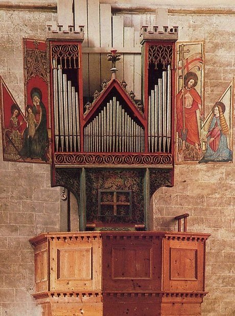 sedrogers's tweet photo. World's oldest playable pipe organ. 12 pipes are circa 1435! In Sion, Switzerland. #ASMMS19 https://t.co/Hmqb6OQGPT