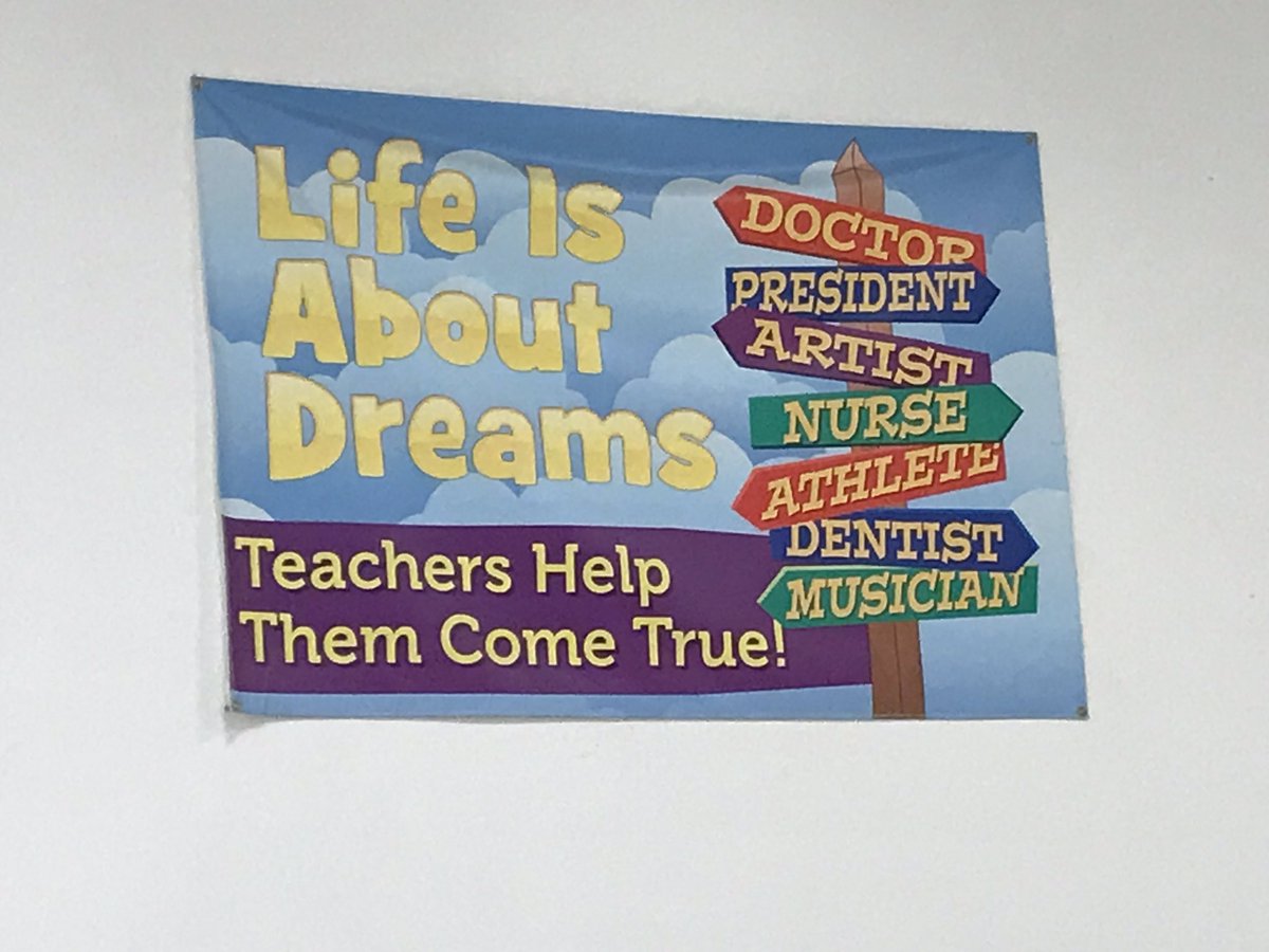 PCPSreads1's tweet photo. Dr. Walker &amp; Ms. Smith provided K-2 teachers from across the district with an outstanding interactive workshop on lesson planning! @ebracyPPS @PortsVASchools https://t.co/bV1p5KLpb1