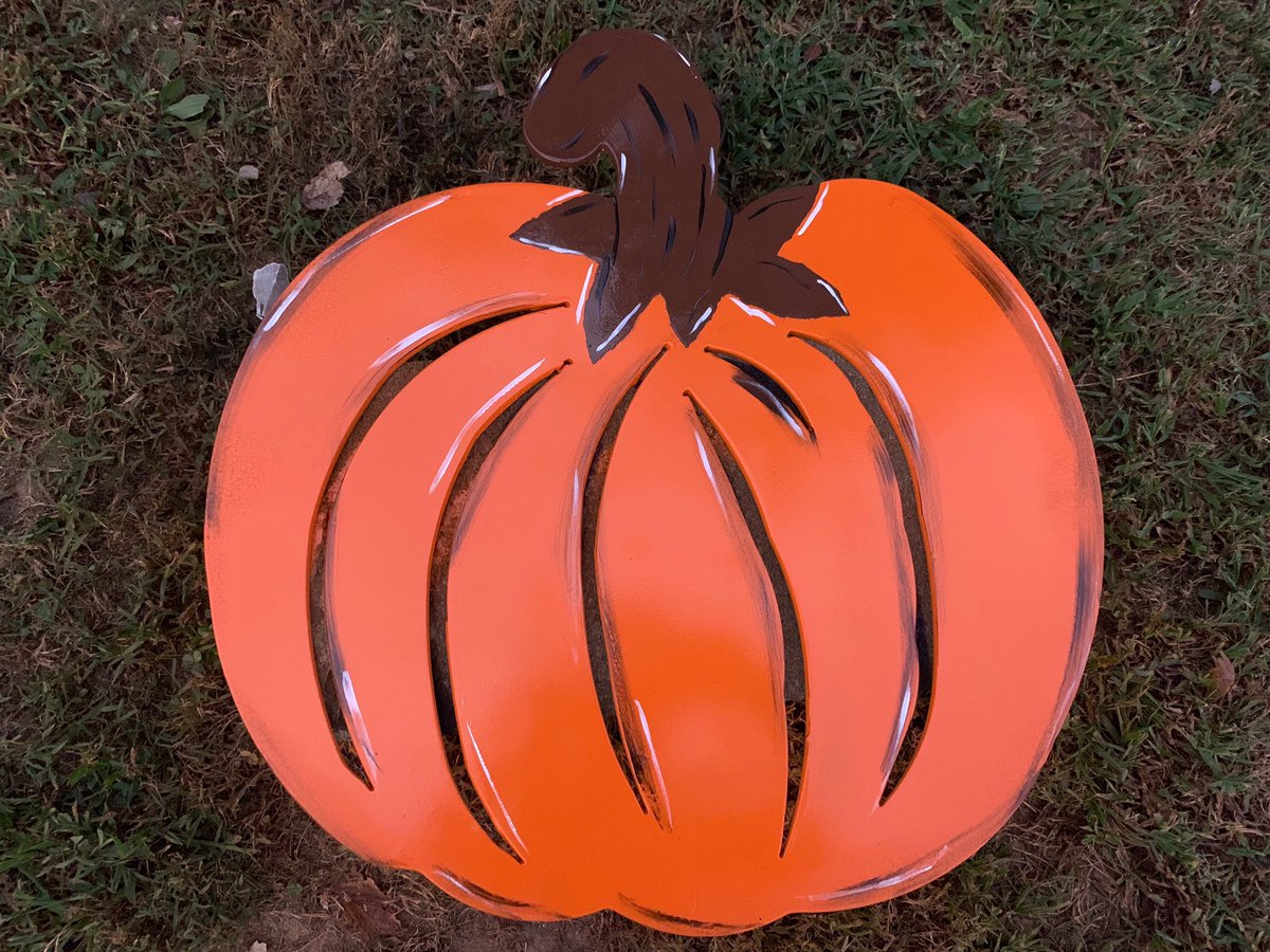 EPCOTWELDING's tweet photo. Pumpkin cut outs for decoration @EPCOTWELDING https://t.co/J8G7MiNi8d