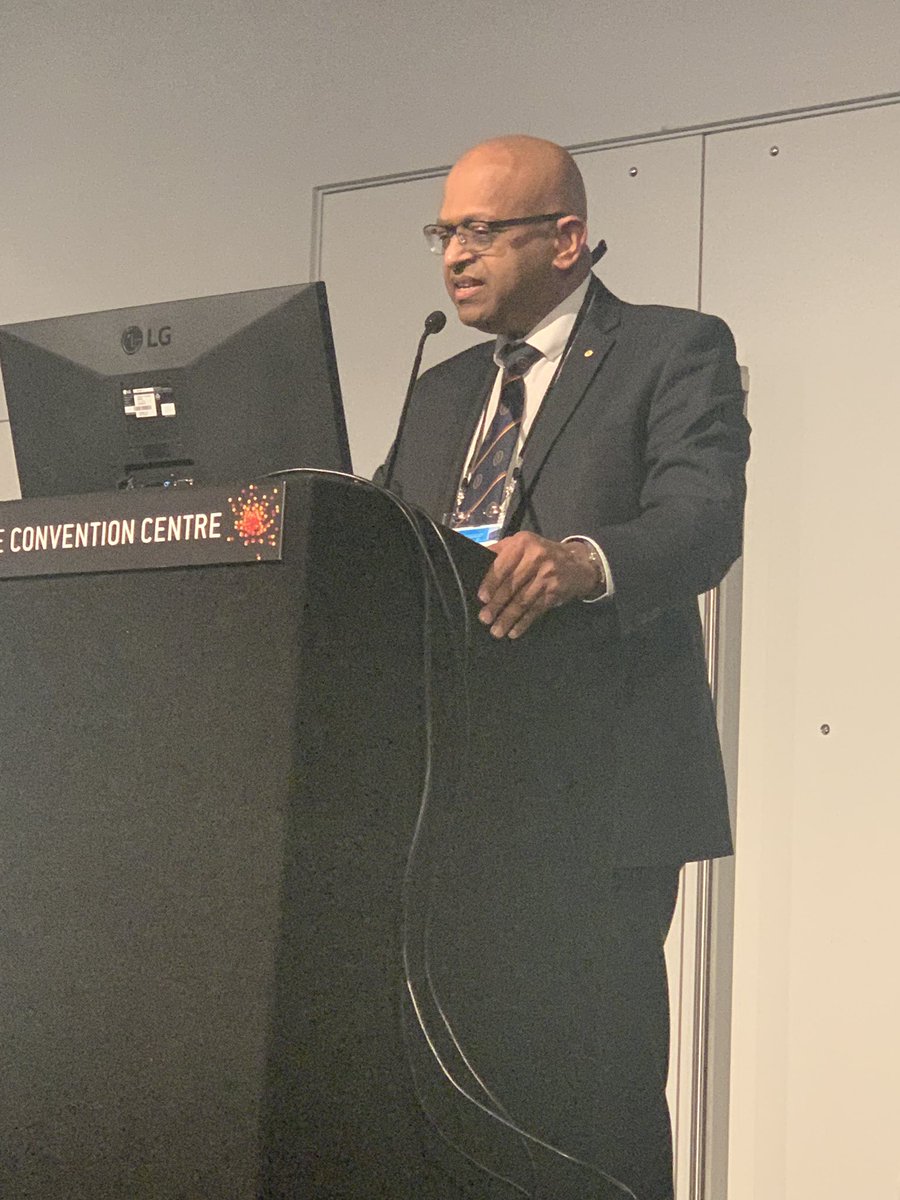 anzhncs's tweet photo. As always the inspiring Professor Suren Krishnan #ANZHNCS https://t.co/v3zoaVaz6T