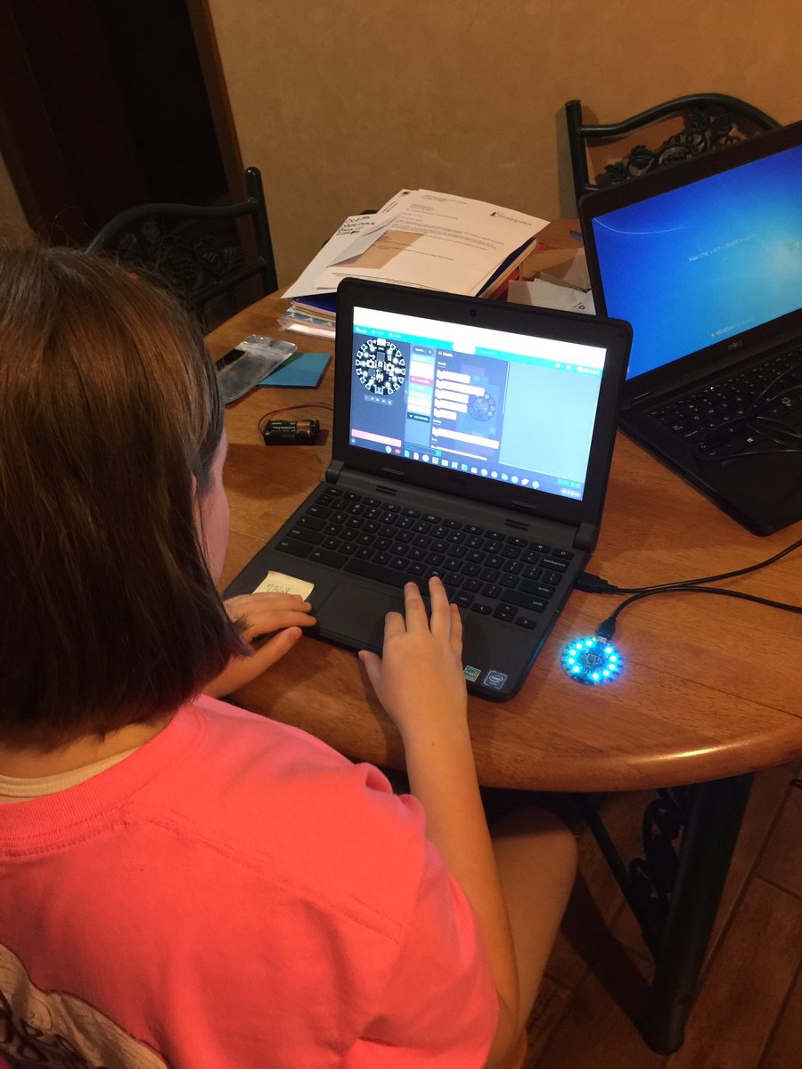 amyadams13's tweet image. Preparing for a professional development meeting for FSPS #codingclubs. What better way to learn than to put in the hands of your own kid!! @FSSchools @woodspatriots @microbit_edu @adafruit #ARKidsCanCode #CSforAR