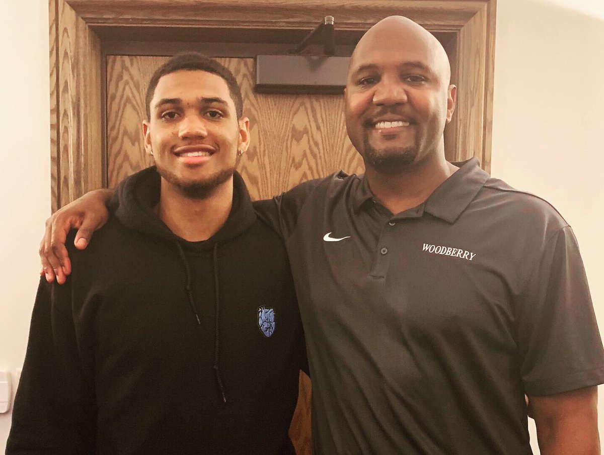 Coach_Dawson's tweet photo. Enjoyed talking hoops, school and life with Max Johns today at Princeton! Can’t wait to see what’s in store for sophomore season! Appreciate the jersey and keep striving for greatness on and off the court! 🐅🏀📚 #allthingstigers #wfshoops #princetonhoops #ivyleague https://t.co/K4gskr62tN