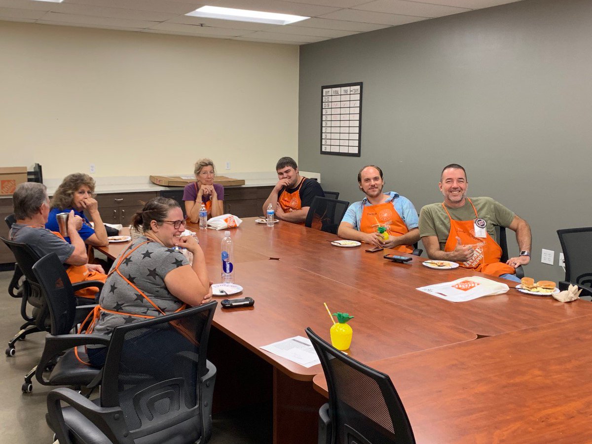 HomeDepot4618's tweet photo. Our freight team watching Late night same page while eating our Luau for Success Sharing. #MASuccessSharing @garybuchananhd @OrrinBurkett @thd0063 https://t.co/4JmzROuOaY