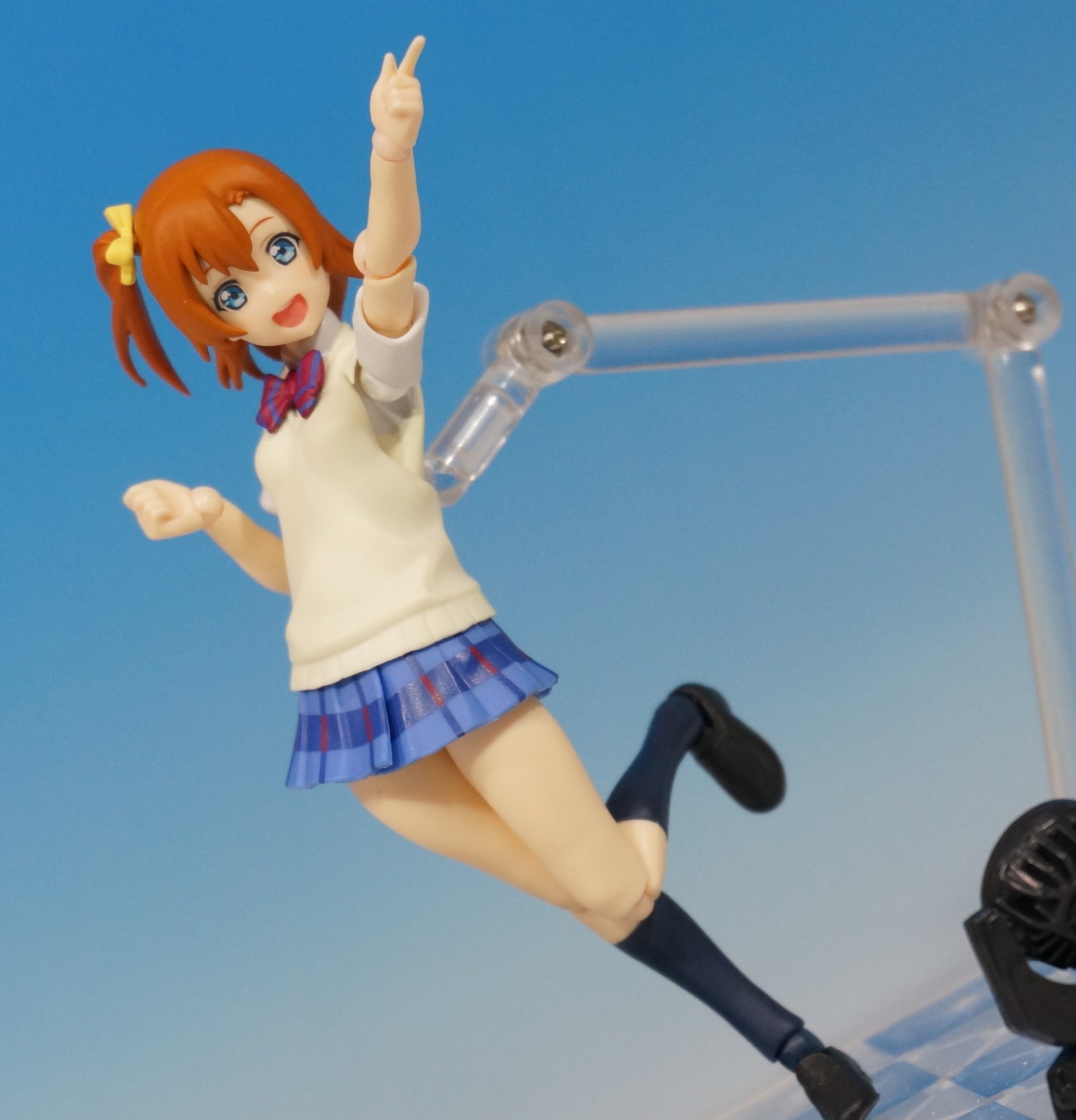 تويتر とりぴー ポーズ本v4販売開始 على تويتر 元気な女の子のポーズです 腕や足の向きで 元気さや女の子らしさを出すのが大事かなぁと とりポージング T Co Sjmtrrkzgs