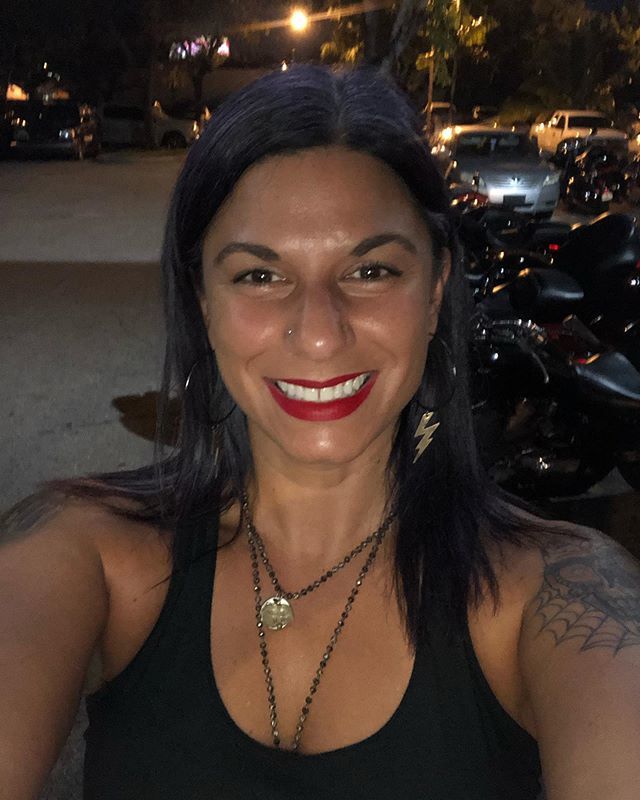 Sushiqz's tweet photo. #bikenight #pbhd #harleysangels #wpb #palmbeachharleydavidson #smile #florida #redlipstick #southflorida #bikelife #inked #tattooedchicks #saltlife #purplehair #fun #harleydavidson https://t.co/4QG9ro3E9C https://t.co/72N8koIasg