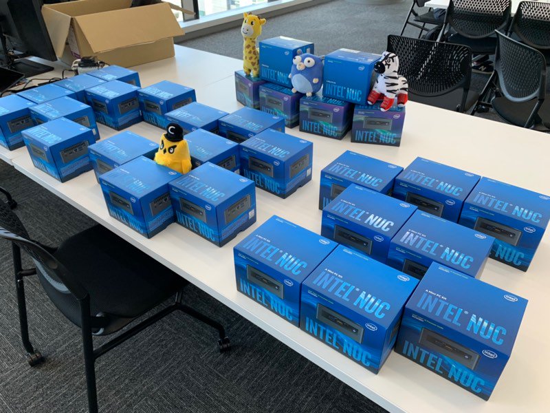 whywaita's tweet image. 今日から始まる「Intel NUCで始めるおうちKubernetesクラスタで自宅サーバ入門」のメンターをやります！ヨロシクネー #catechchallenge #CyberAgent