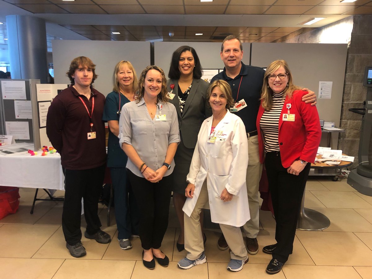 Rehab staff participating in Silver Linings Fair @NYPHVH! Vestibular/ balance rehabilitation, falls prevention, cardiac rehabilitation, hand and occupational therapy, and the Wellness fitness center. What a great team! @AngelaGP_NYPHV