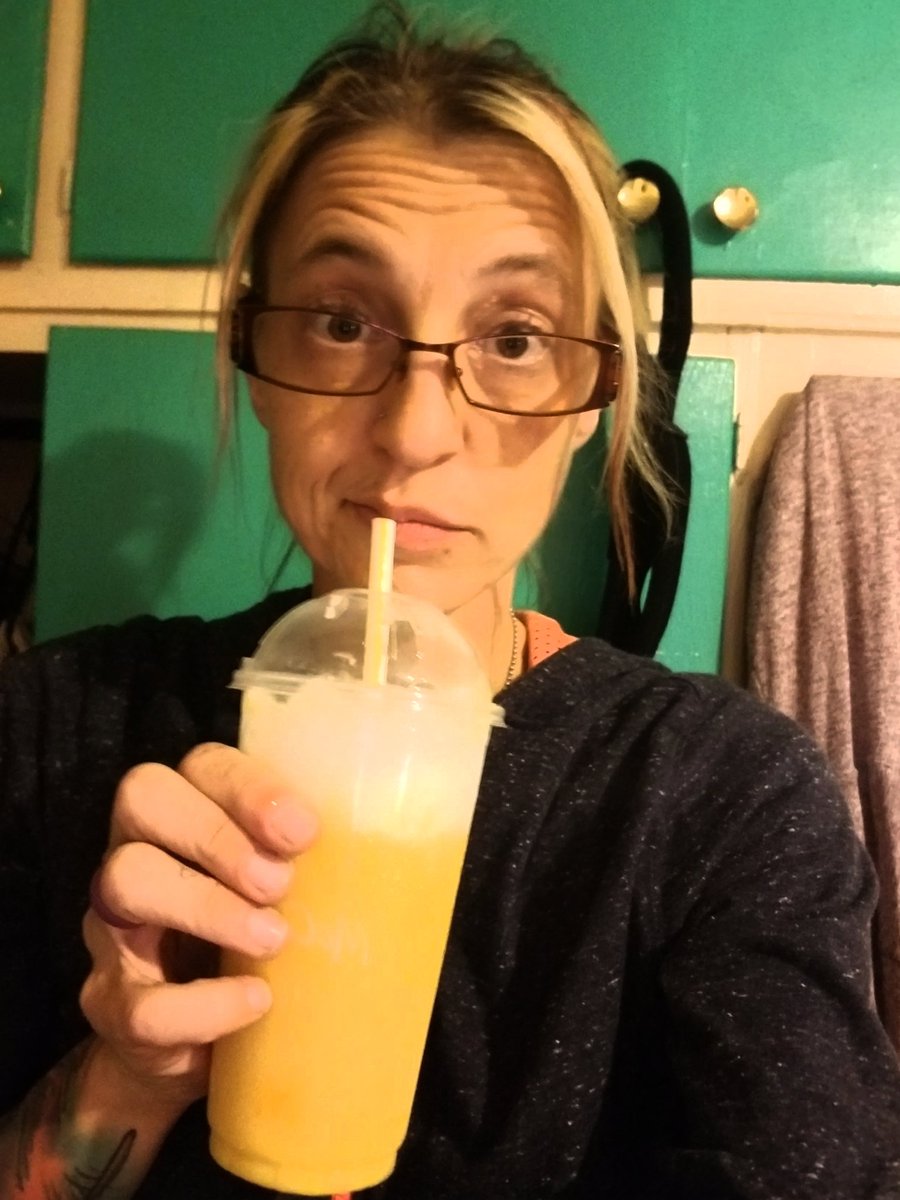 #sideyoudontsee I want to eat!! One day at a time and plenty of rest!! #chronicpain #opioidhysteria #chronicillness