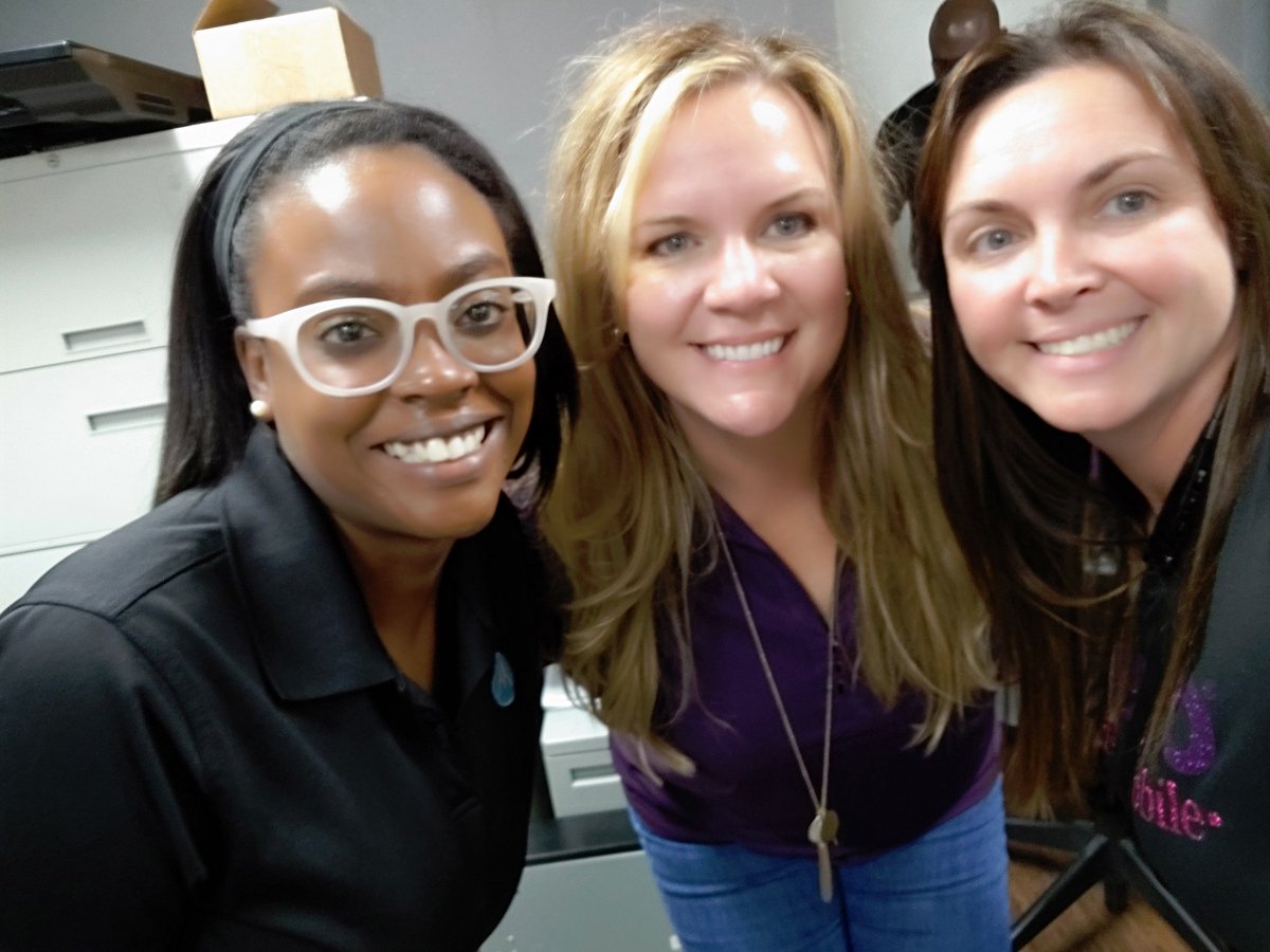 _sara_hannah's tweet photo. We had a great week of All Hands Meetings in our market this week! I'm so grateful to be a part of the #ConsistentRepeatableSuccess this team continues to have! #SetThePace #Wolfpack @bjohnson7202007 @AlanLeser @AllianceTel1 @HannahS68570862 @esim2222 @DeanCha2 @leahthrasher1 https://t.co/FbLREoF3lg