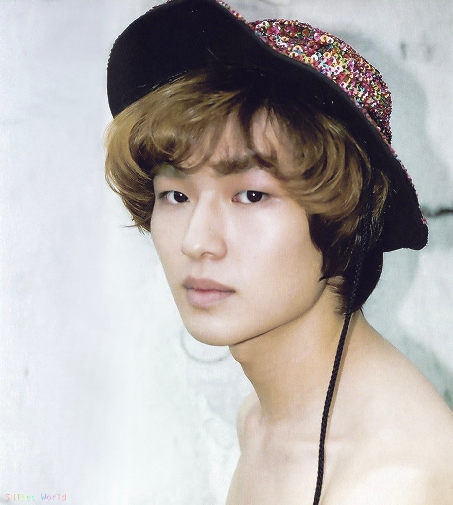 SUPER 5HINee NOONA ᕦ(ò_óˇ)ᕤ 5HINee World on Twitter: "[SCAN] SHINee ONEW - " SHERLOCK" 4th Mini Album Photobook (2012) #SHINee #샤이니 #ONEW #온유 #JONGHYUN  #종현 #KEY #키 #MINHO #민호 #TAEMIN #태민 https://t.co/FbAeYyUJcl  https://t.co/mdEkQDHarw" /