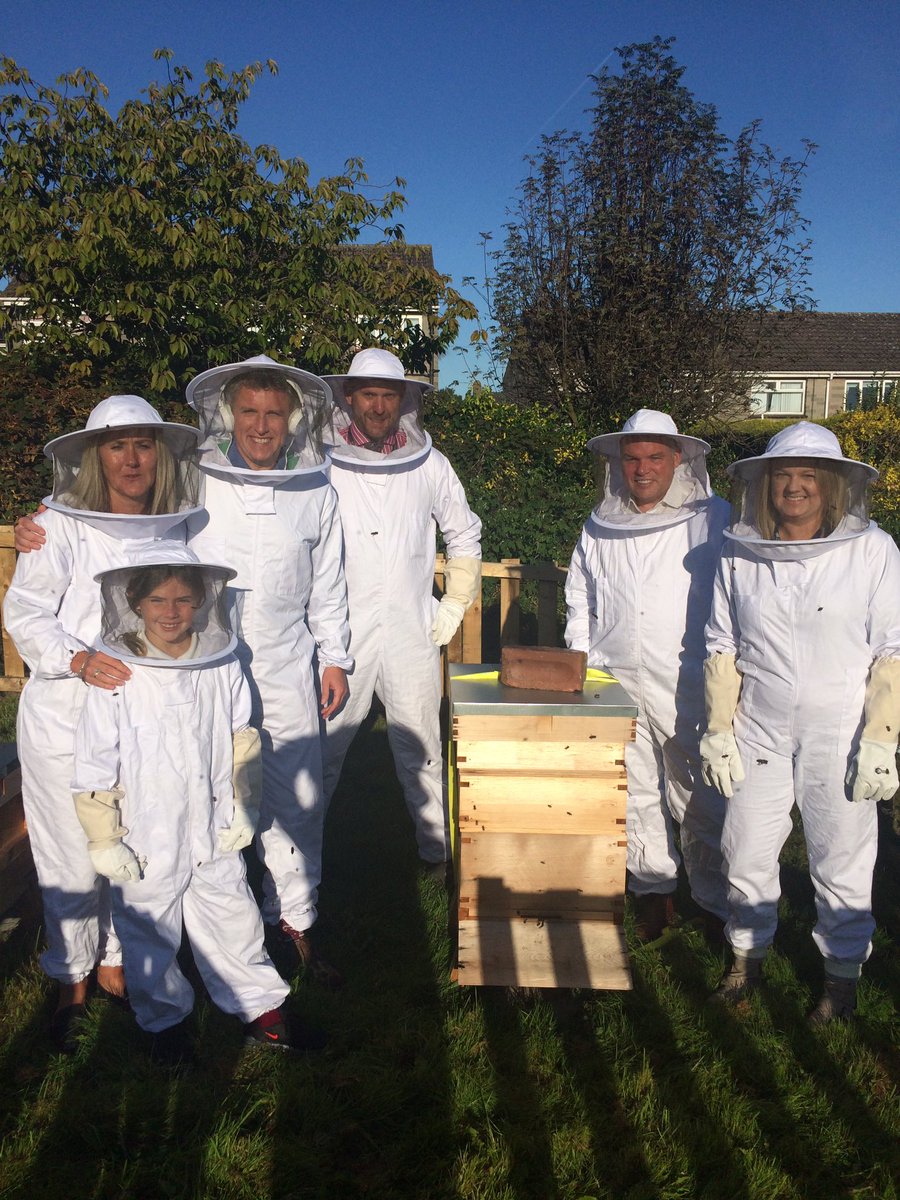 Simon Thake tweet media