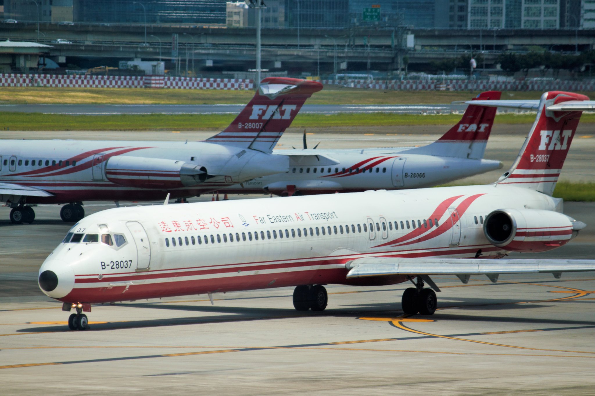 遠東航空 - Search / X