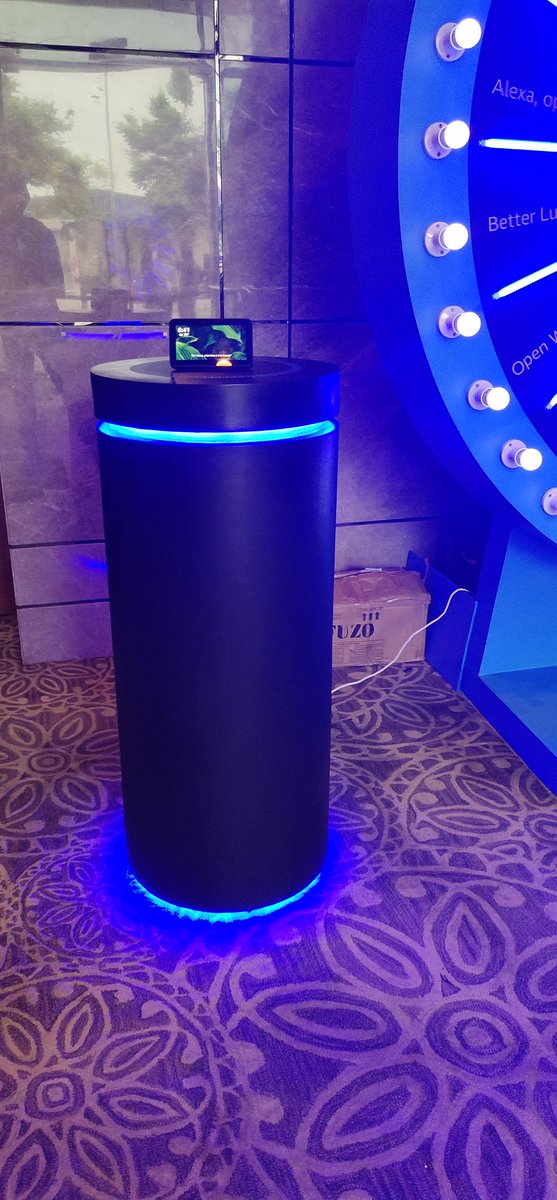 NITIN0331's tweet photo. @alexavoxcon
I m super excited to attend Voxcon.  Does Alexa  make us healthy by not using mobile all the time?
Or it make us handicap by not moving and do all our task by just laying down on the couch?
#alexavoxcon #voicefirst #amazon
#Alexa #AlexaInHindi #voice #voiceinterface https://t.co/lXUfbX5MDe