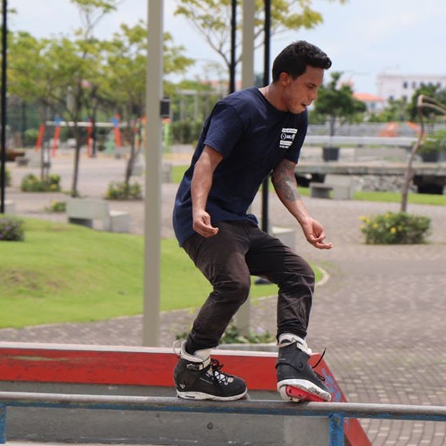 RollPTY's tweet photo. Roller: Daniel (COLOMBIA)

#RollerFreestyleParkSeries #Panama2019
by @rollpanamapatin @panamapatin @pandeportes @worldskateofficial

Foto: @jj_photoshoots https://t.co/AiBr5j4Cho