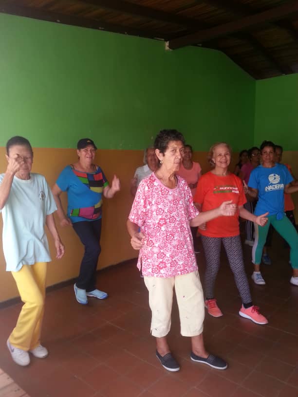 inademar's tweet photo. En Mariño Atendemos a nuestros abuelos con los Programas De Actividad Física y Salud, Gracias Al Apoyo De Nuestra Alcaldesa @johanita_kenpo  @RMarcoTorres @Manueljuventud2 https://t.co/yBp4x08Aat
