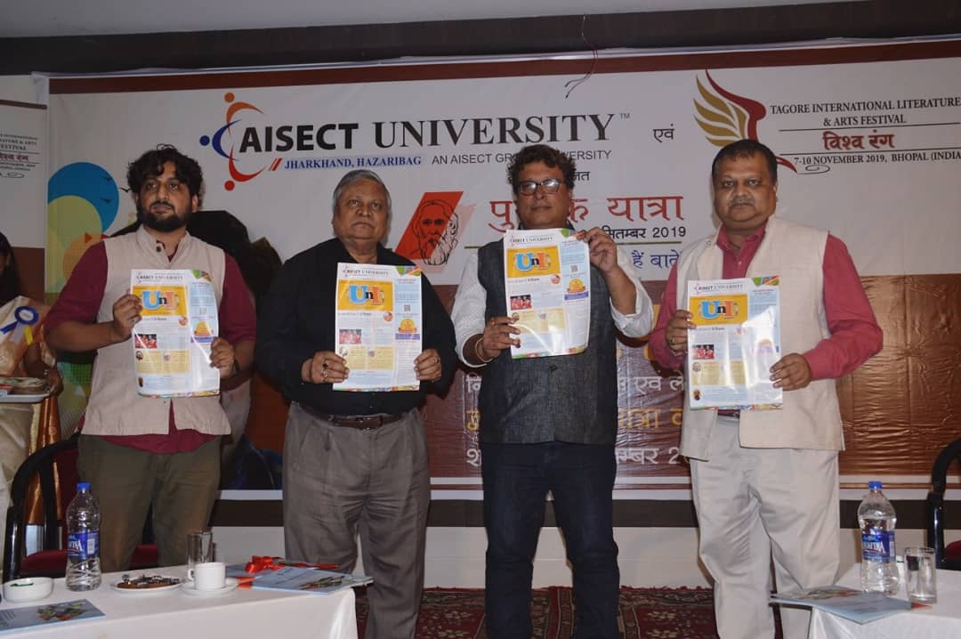 VishwarangTILAF's tweet image. UnI (You &amp;amp; I), The Quarterly Newsletter released in Hazaribagh! 
#TheNewsYouCanUse
The #UnINewsletter was officially launched on the inauguration day of #PustakYatra, i.e., on 7/09/2019 by the Chief Guests on all 5 AISECT Group of Universities' Campuses.
 #AISECTGroup #TILAF