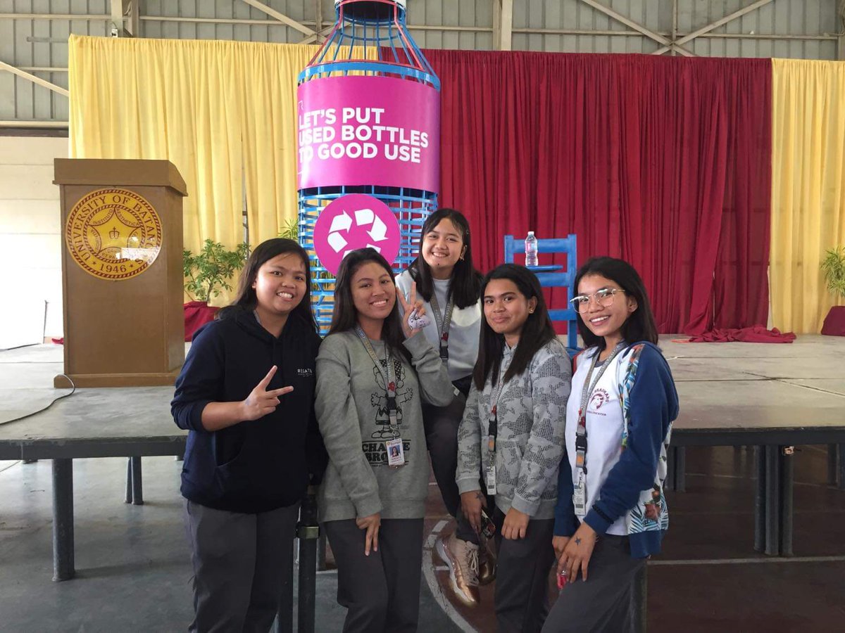 amilixx_23's tweet photo. #RefreshReturnRecycle
#RefreshMineral
09-19-19
@lantosheee @irishcuevas @Dianaaa_KCM @LorraineTandayu https://t.co/HFbtwo5aFi