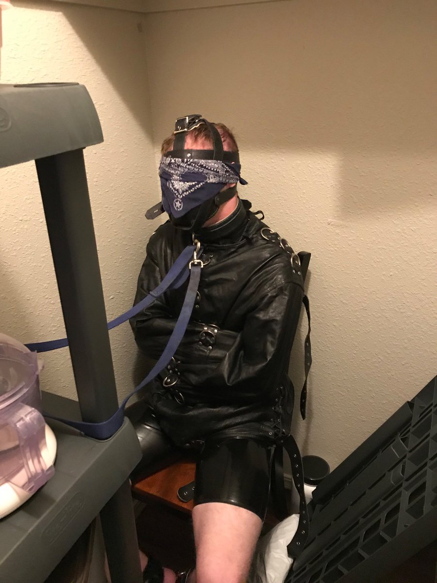 LookingaroundOK tweet media