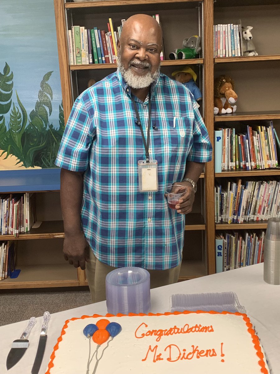 PTECougars's tweet photo. Happy retirement to the best custodian ever, Elmer Dickens!! Thank you for keeping our school home clean and mostly for investing so much into the lives of Paramount Cougars for over 24 years!! @AmarilloISD https://t.co/Vw6jj2CfdV