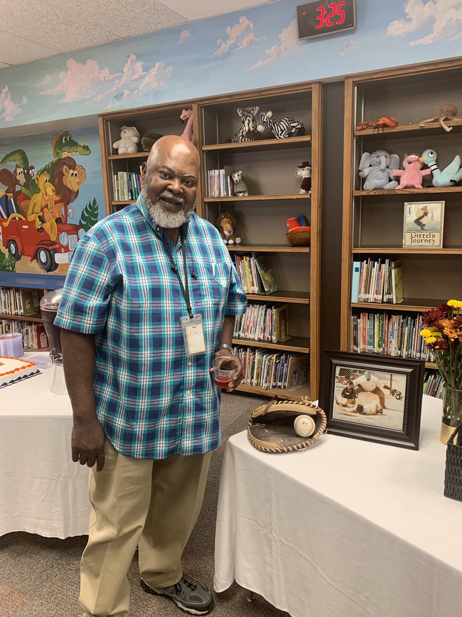 PTECougars's tweet photo. Happy retirement to the best custodian ever, Elmer Dickens!! Thank you for keeping our school home clean and mostly for investing so much into the lives of Paramount Cougars for over 24 years!! @AmarilloISD https://t.co/Vw6jj2CfdV