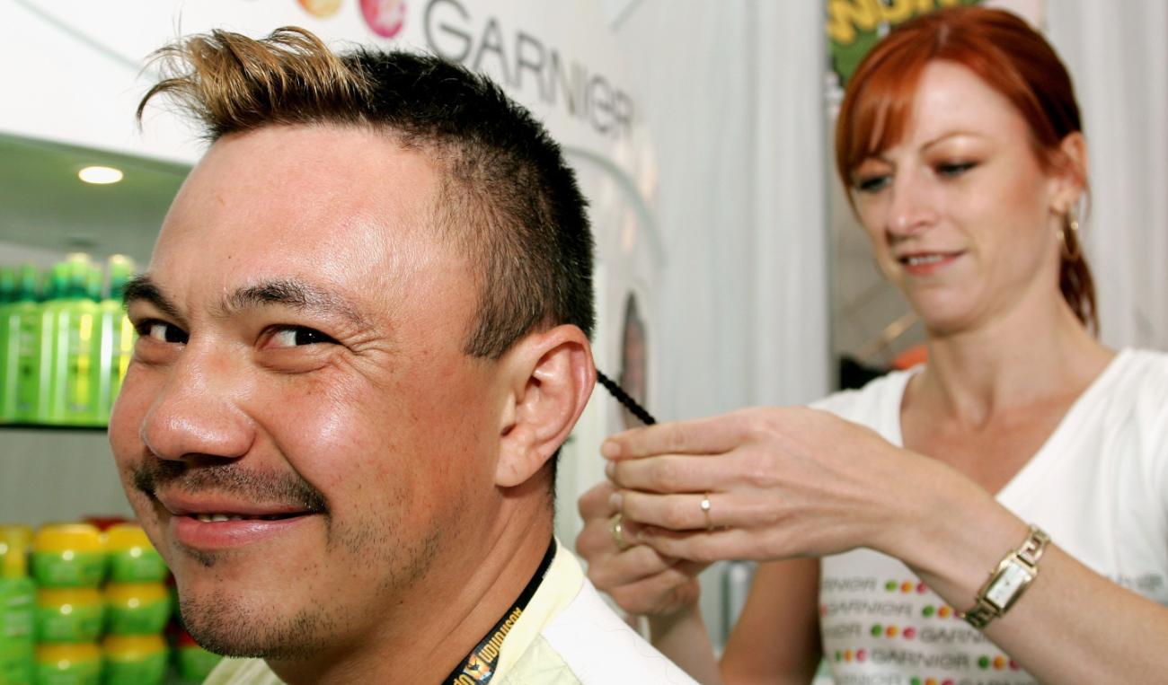 Happy 50th birthday to Kostya Tszyu.

World champion boxer with a world champion rat-tail. 
