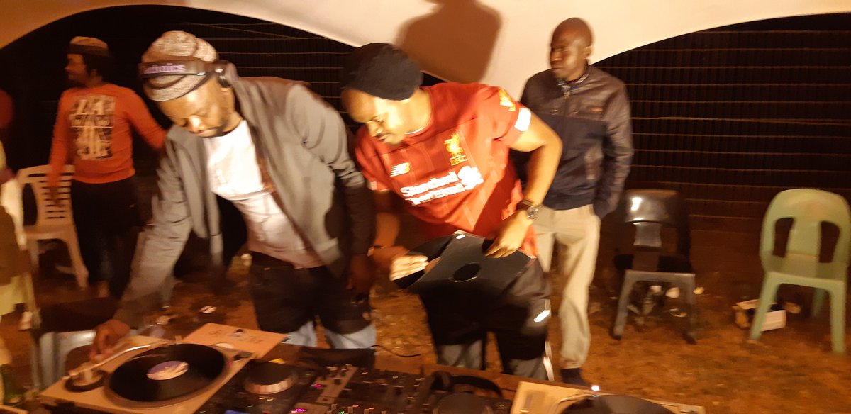 djformal's tweet photo. @Manana @djformal @dj_Strat3gy @Malebza_de_Dj @DJHercSA @Tkay_Kunene  on the wax https://t.co/eQPLSV3Wnk