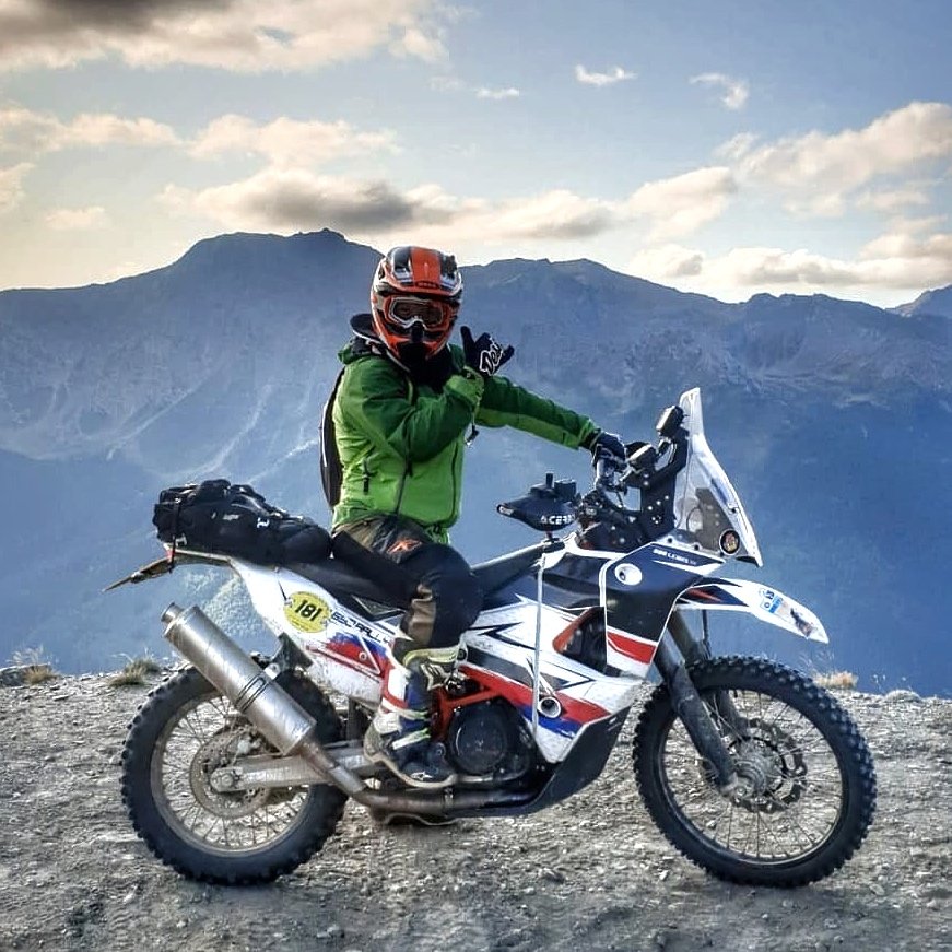 eosmoto's tweet photo. Dan L. and Florent attended the HAT Sanremo-Sestriere 2019  on their respective #KIT690 Congrats are in order!
#HATSanremoSestriererace https://t.co/tK43SeH2IB