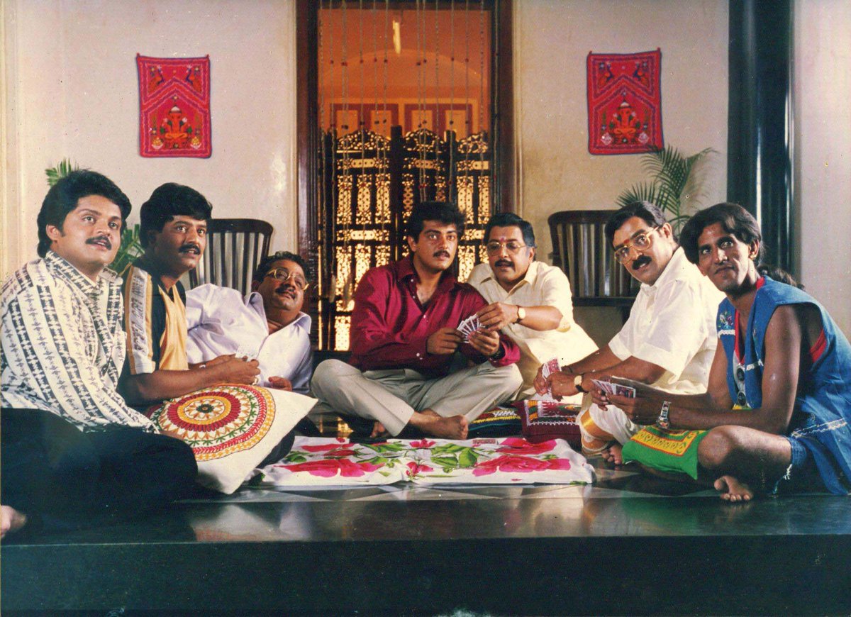 Pic Of #Thala UnnaiThedi Movie #Viswasam 🖤
