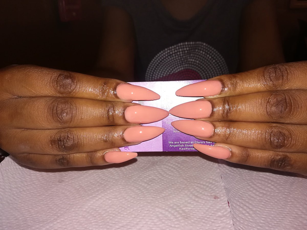 MaBontletheMUA's tweet photo. Book now or come to Clara's Hair Salon behind the Kaalfontein supermarket, Midrand. 081 444 3265. Please re tweet, my clients might be on your timelineπ#NEORENG #ojewakeeng #GirlzTalkZa #GirlBuyZA https://t.co/t9vo4nuzEl
