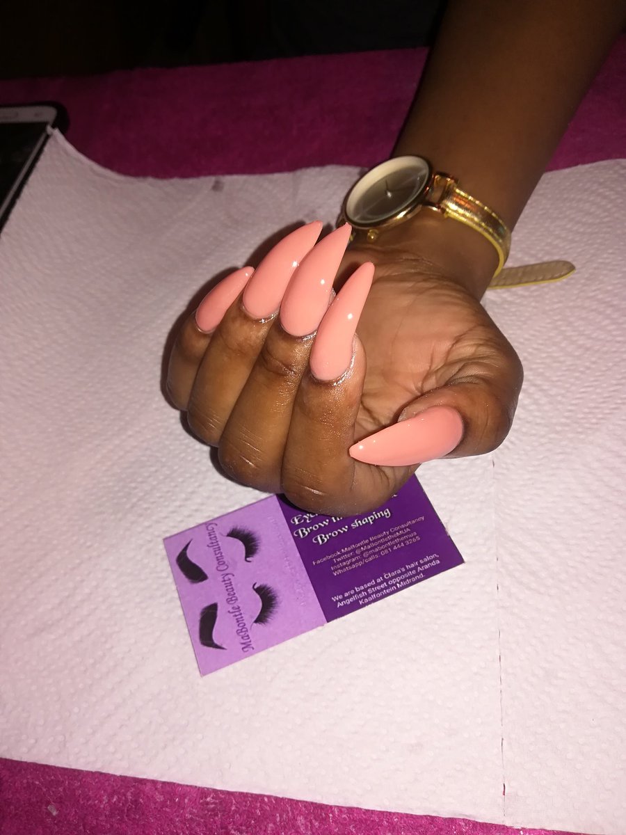 MaBontletheMUA's tweet photo. Book now or come to Clara's Hair Salon behind the Kaalfontein supermarket, Midrand. 081 444 3265. Please re tweet, my clients might be on your timelineπ#NEORENG #ojewakeeng #GirlzTalkZa #GirlBuyZA https://t.co/t9vo4nuzEl