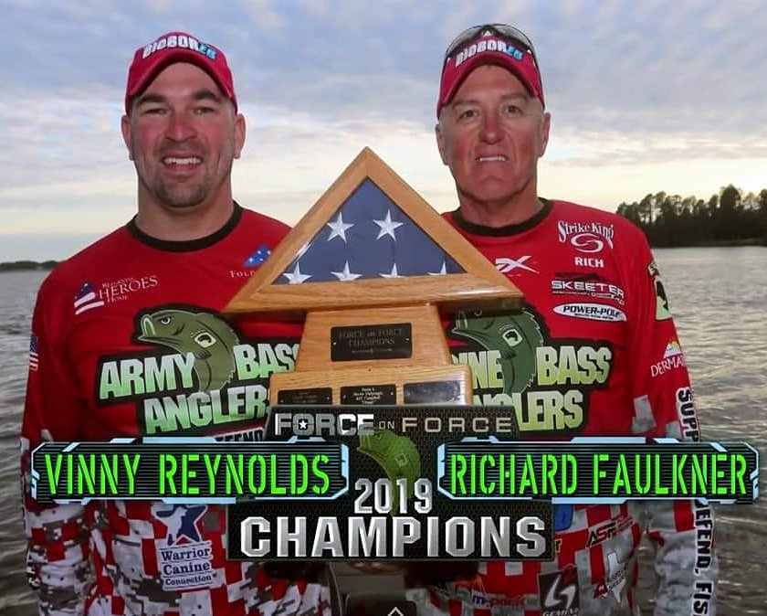 ArmyBassAnglers's tweet photo. #AmBassAnglers Pro Vincent Reynolds &amp; #MarineBassAnglers Pro Richard Faulkner join forces to take home the WFN - World Fishing Network #StrikeKings #FORCEonFORCE Season #8 Championship--HOOAH/OORAH!
#Congrats #NationalChampions #WFN https://t.co/SiNeLqJ11i