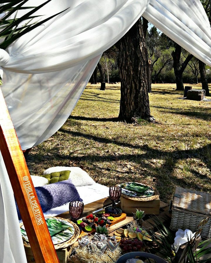 ThuLeeeh's tweet photo. Hi guys I do picnic setups in the Vaal and Sasolburg, at a location of your choice on any day of the week. I currently have a R500 special running till the end of October. You can call or whatsapp me on 073 247 7696, please RT my customer might be on your TL
#GirlTalkZA https://t.co/48a7Iun4PW