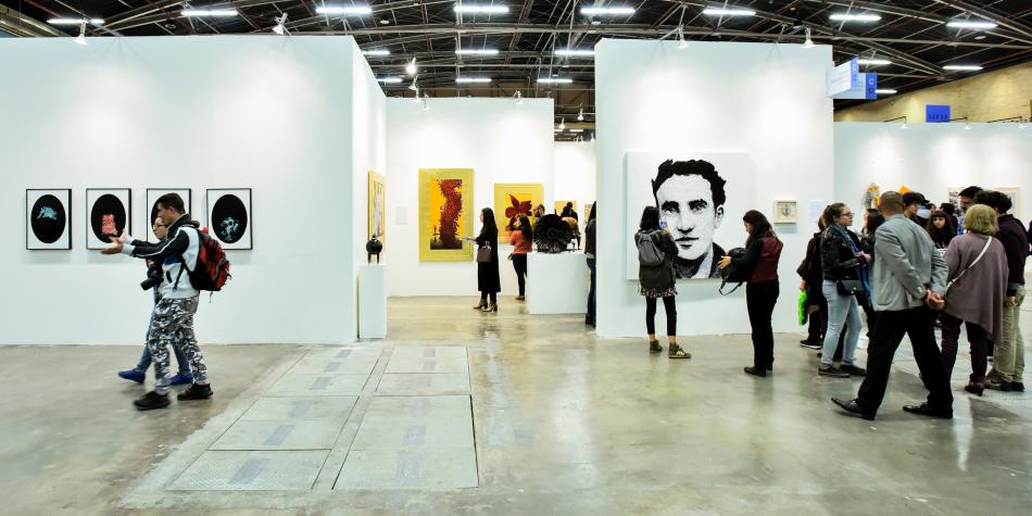 'Bogotá se ha vuelto un destino de las artes plásticas' ow.ly/r73b30pyYia