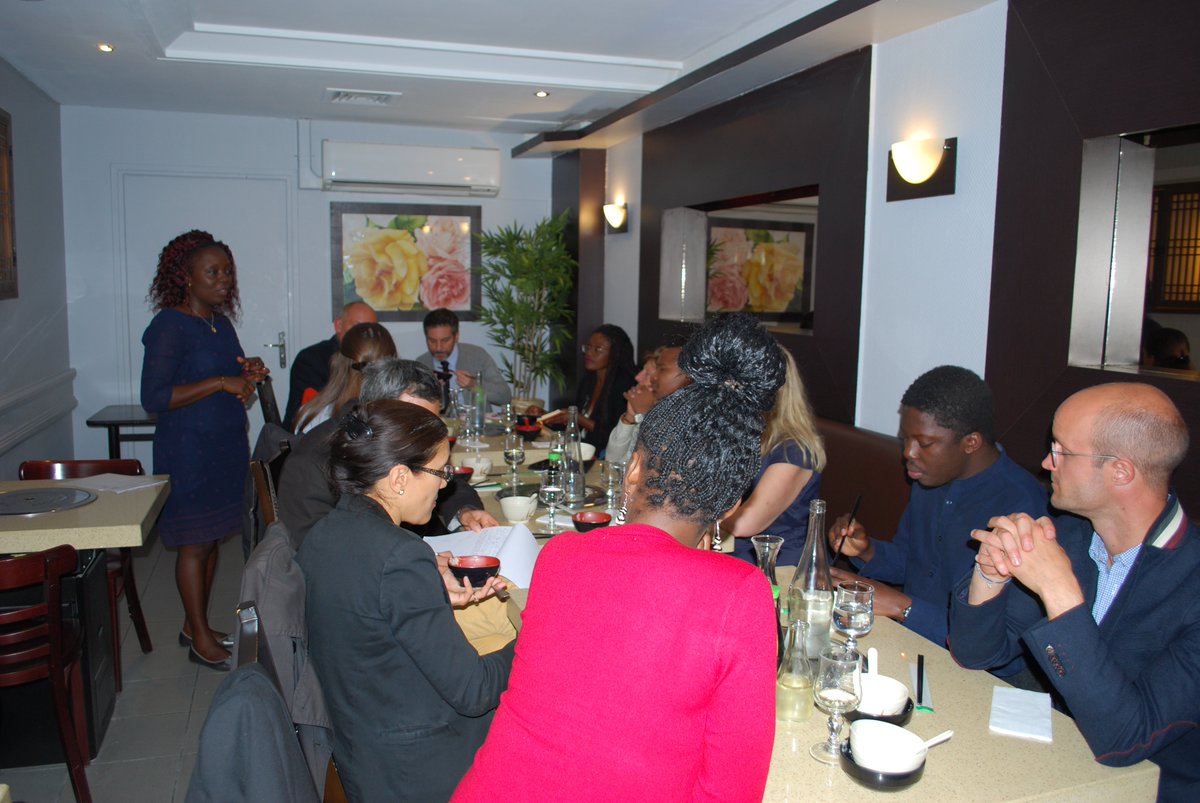 leCCJF's tweet photo. Belle réussite pour le 1er #DinerDesCommunicantsPublics organisé par @leCCJF ! L'occasion d'aborder la #compublique au #Togo, le journalisme territorial, la réalité augmentée et les plumes. Merci aux 4 intervenants et à l'animateur de la soirée @CuneoSamuel1.  

#francophonie https://t.co/OXzQiJh75a