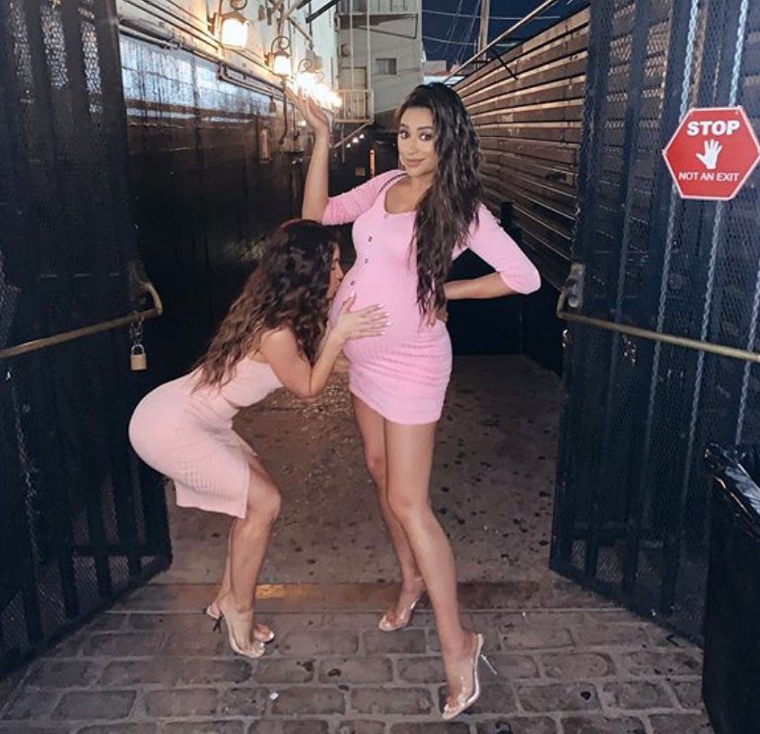 jacktomyrose's tweet photo. @shaymitch when you outdo all the baby showers! I knew you were a legend but to see you @magicmenlive was amazing. A memory that you won’t forget. At least you can’t get pregnant 😂reminds me of that one time a stripper felt my unborn daughter kick him at a hens night I attended! https://t.co/Av7nBZLyd4