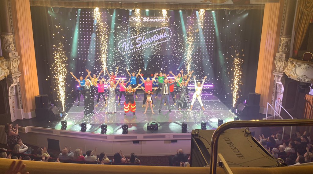 TheCurleez's tweet photo. Wow!! we are still buzzing from our opening night! Can’t believe we are only on for a week ! 
So much fun performing with a brilliant cast and team @GlasgowPavilion we are on till sat night don’t miss it !!! C&amp;A xx https://t.co/X9Sg2IwvUG