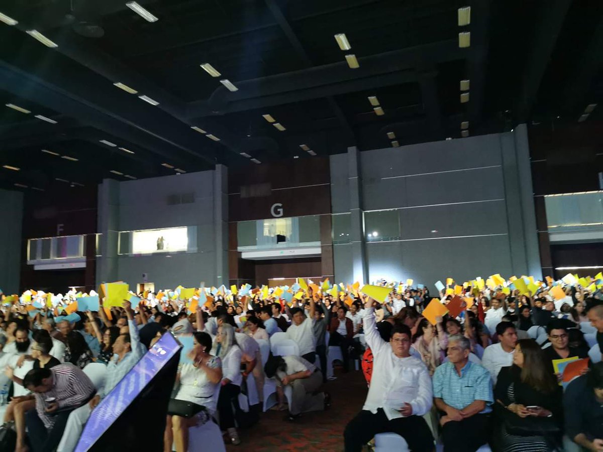 EAreyzaga's tweet photo. Increible foto de 2500 asistentes al evento de #transformar2019 creando conciencia entre los jovenes por un Quintana Roo sin corrupción@ContraloriaQR @MaraLezama @JulianAguilarE @CarlosJoaquin @EAreyzaga @AytoCancun @CxTransparencia @Cancunalminuto @GobQuintanaRoo @RafaeldelPozo https://t.co/3B9gYsjeNd