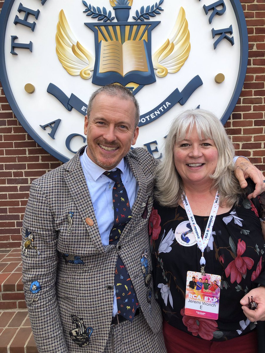 WonchScience's tweet image. Meeting Ron Clark at the Academy was amazing!!  What an authentic, caring person!  I am inspired!  Can’t wait to try new techniques with my students!