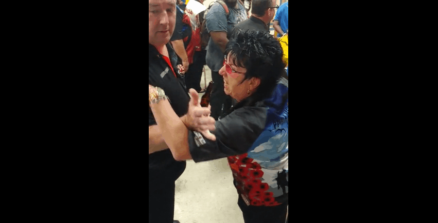 dartswap's tweet photo. VIDEO: BDO chairman’s wife Paula Jacklin involved in incident during Barbados Open https://t.co/ltJKkVVCPf https://t.co/1ILQLeMuOx