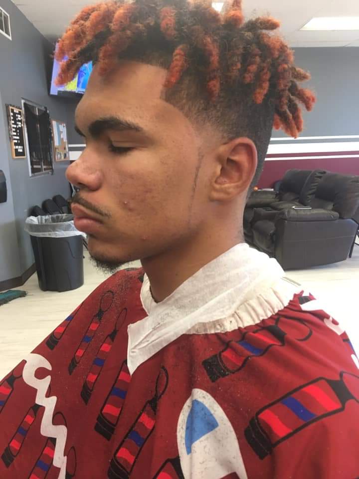 ChampTheTopic's tweet photo. IG #ChampDaBarber 💈💈💈 https://t.co/JrLQmuF94l