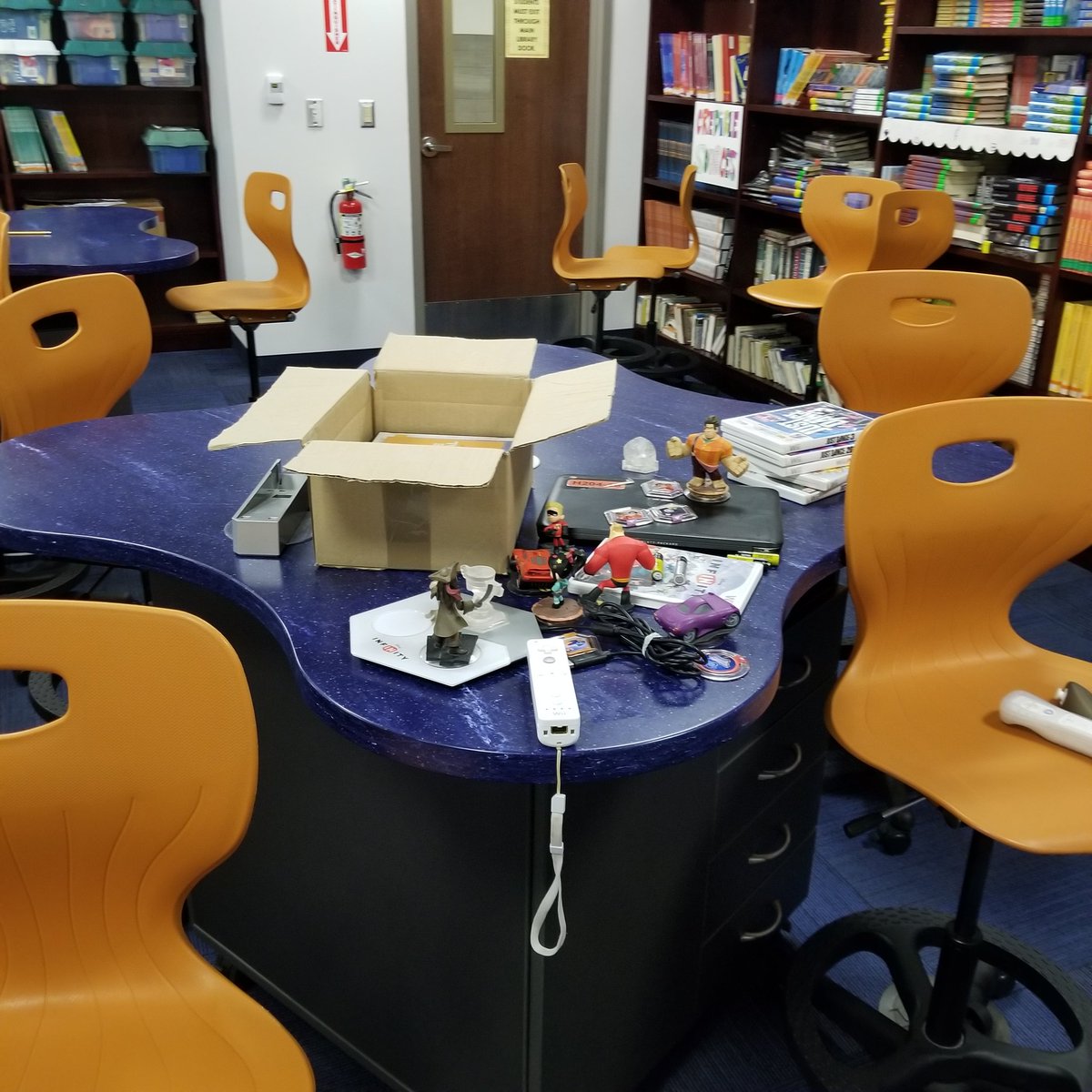 spkowalski's tweet image. Sometime #summativeassessment looks like this. #fail #reteach what clean up looks like 🥺🤔 #tryagain